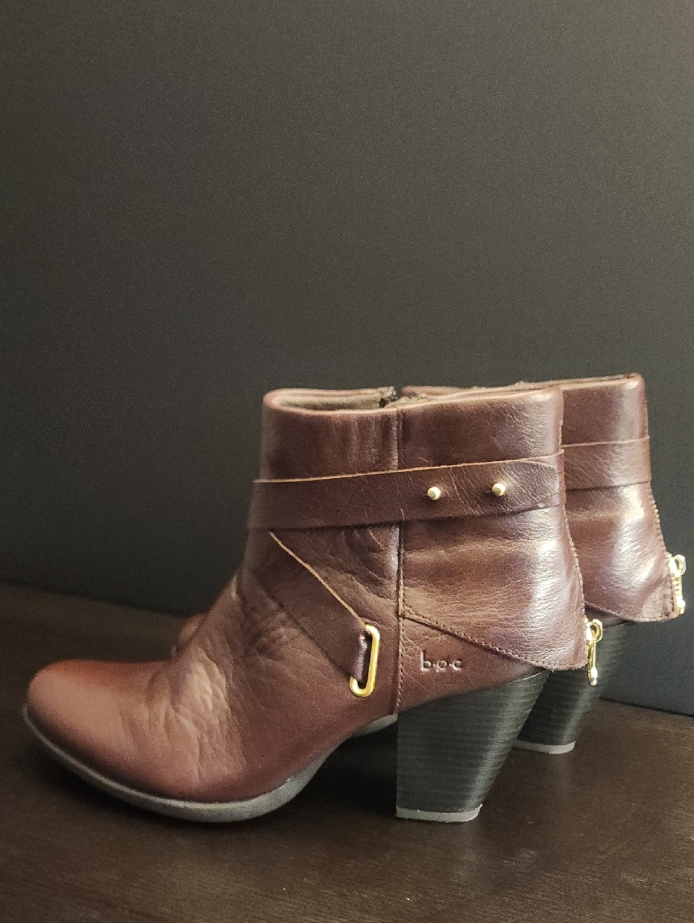 boc Brown Leather Ankle Booties with Stacked Heel